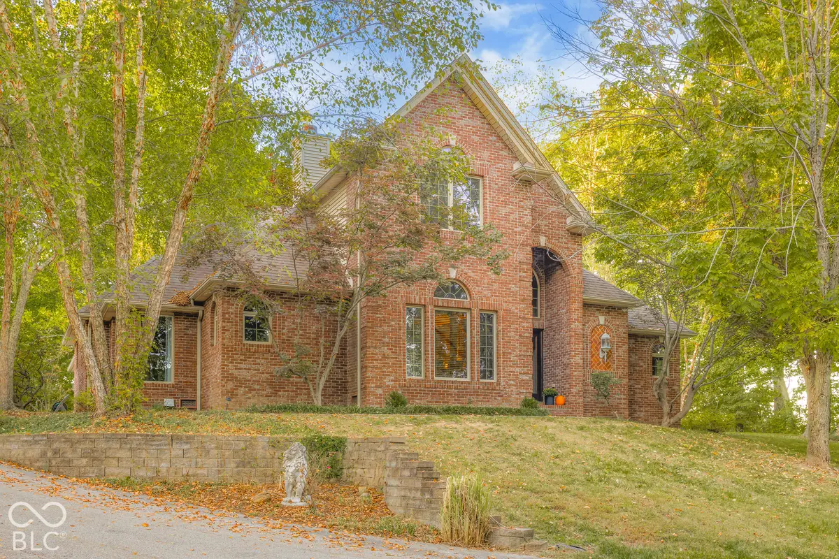 11444 W Red Oak Court, Columbus, IN 47201 - #1