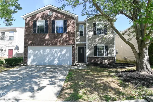 1909 Southernwood Lane, Indianapolis, IN 46231