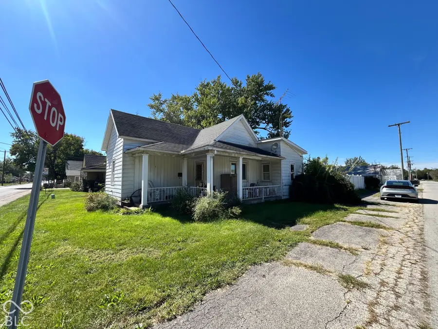 301 S Sycamore, Gaston, IN 47342 - #2