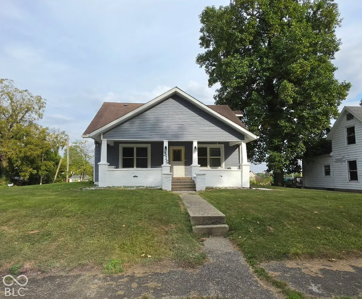 315 N Mill, Veedersburg, IN 47987 - #1