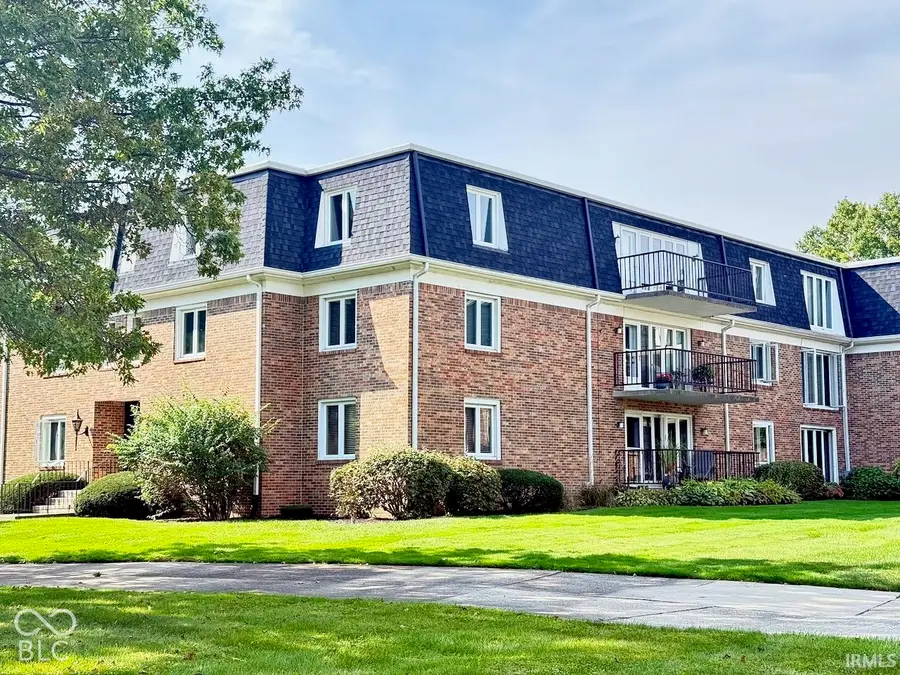 4501 N Wheeling Avenue # 2-301, Muncie, IN 47304 - #3