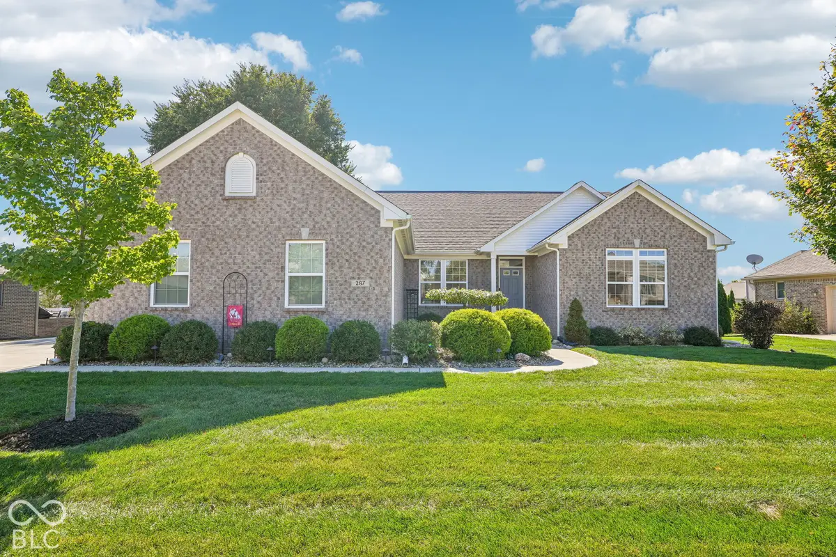287 S Woodridge Drive, Pittsboro, IN 46167 - #1