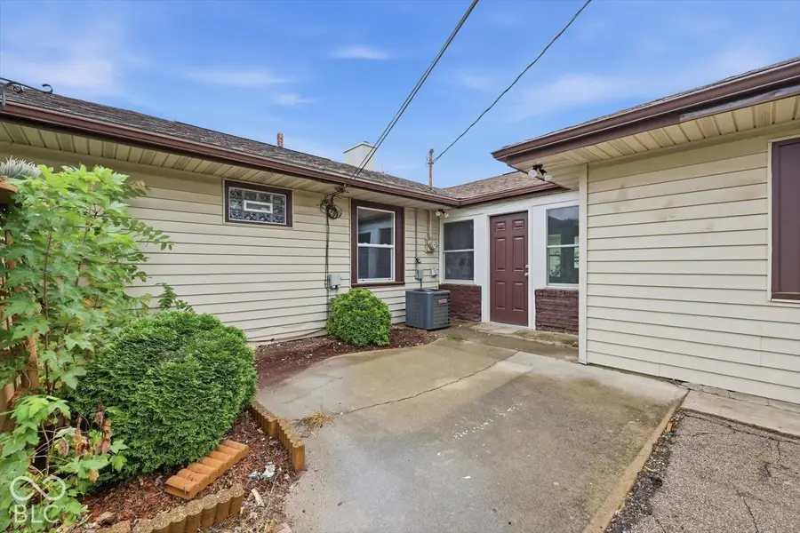 623 Van Avenue, Shelbyville, IN 46176 - #3