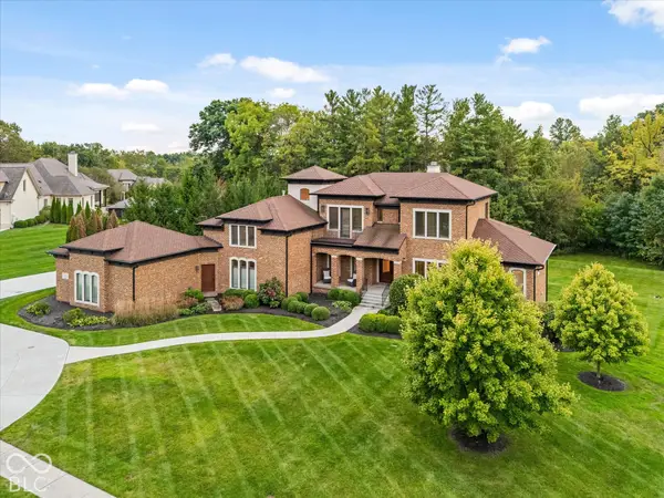 11624 Willow Springs Drive, Zionsville, IN 46077