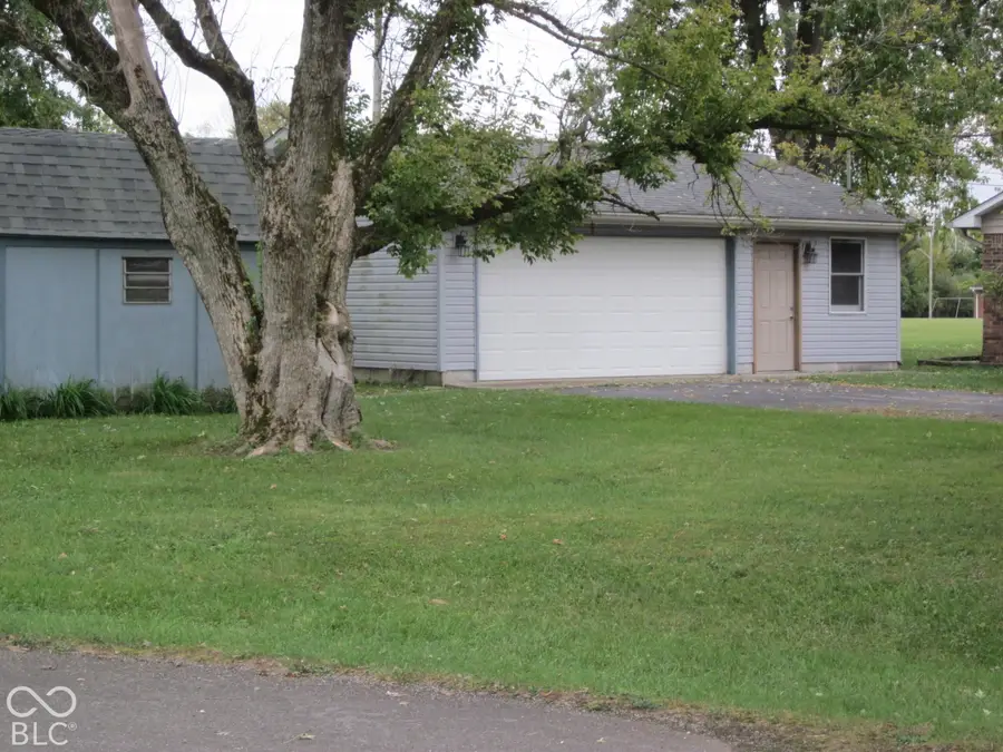10877 N Dake Lake Drive, Mooresville, IN 46158 - #3