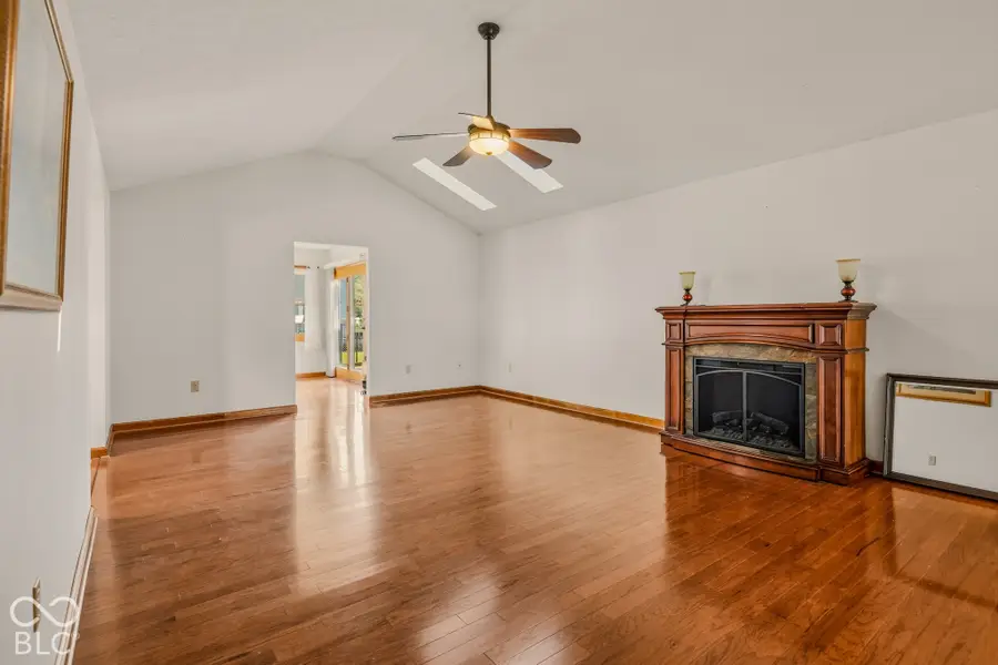 3445 Brent Cross Drive, Columbus, IN 47203 - #3