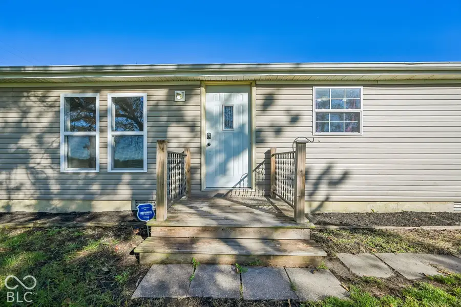 106 W Jackson Street, Kirklin, IN 46050 - #3
