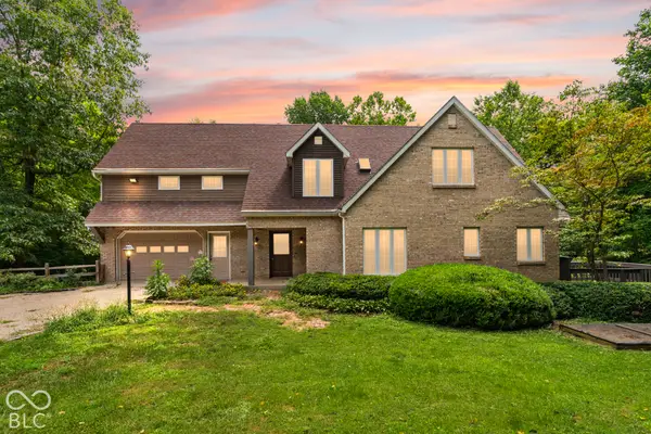 925 W Oakwood Lane, Paoli, IN 47454
