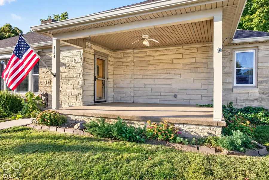124 W Main Street, Ladoga, IN 47954 - #3