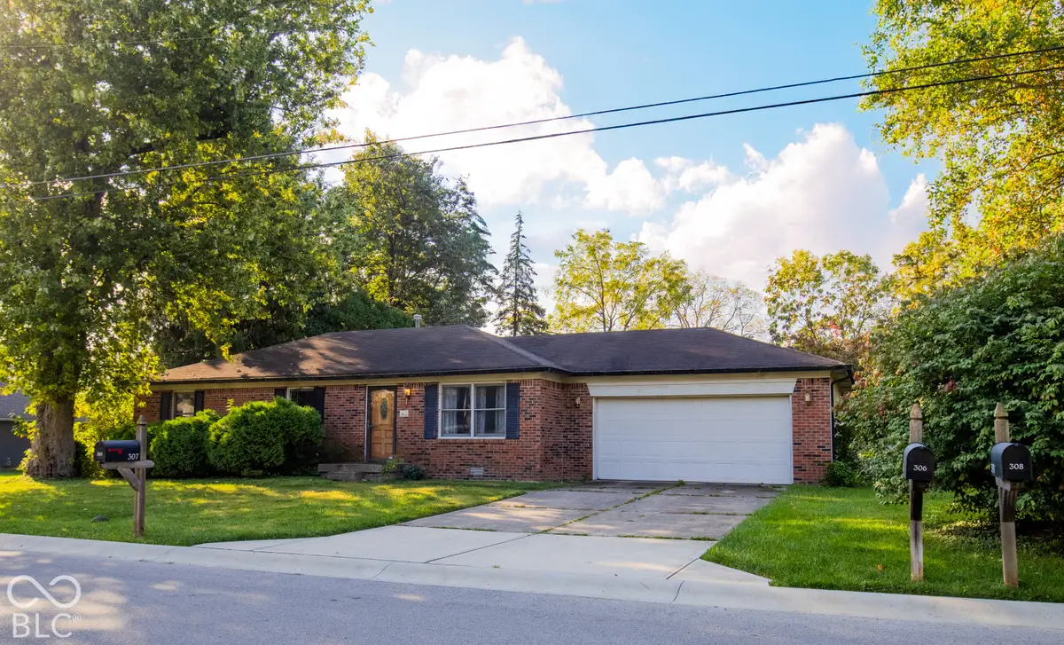 307 E North Street, Westfield, IN 46074 - #1