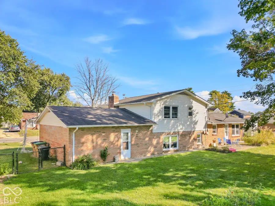 2810 Jordan Drive, Columbus, IN 47203 - #3