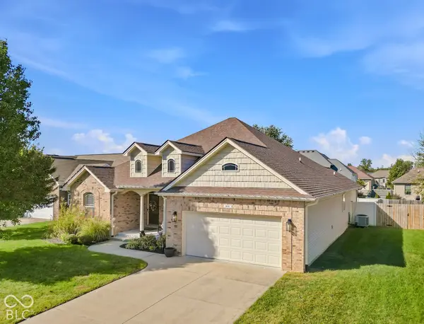 2656 Daffodil Court W, Columbus, IN 47201