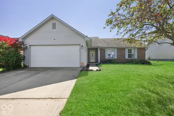 10223 Park Valley, Indianapolis, IN 46229