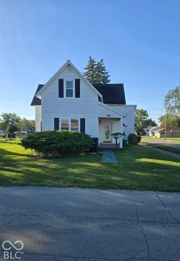 1901 N E Street, Elwood, IN 46036