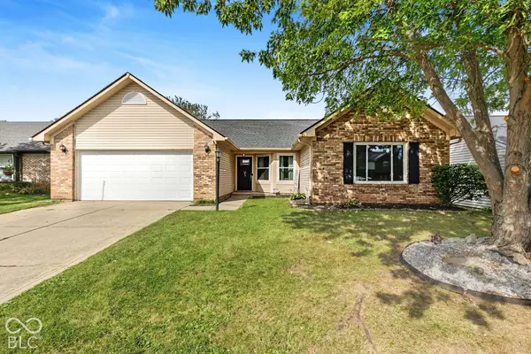 214 E Pine Ridge Drive, Westfield, IN 46074