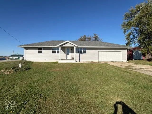 8499 S State Road 71, Dana, IN 47847 - #1