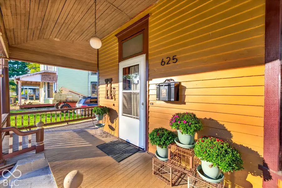 625 N Chestnut Street, Seymour, IN 47274 - #2