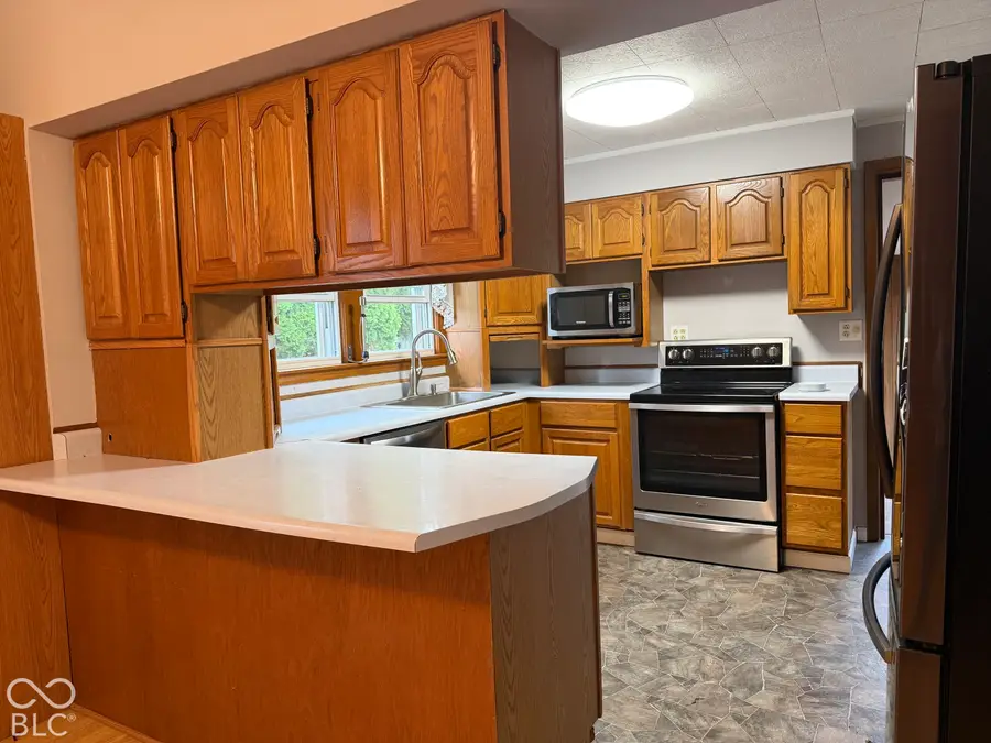 209 E High Street, Rockville, IN 47872 - #2
