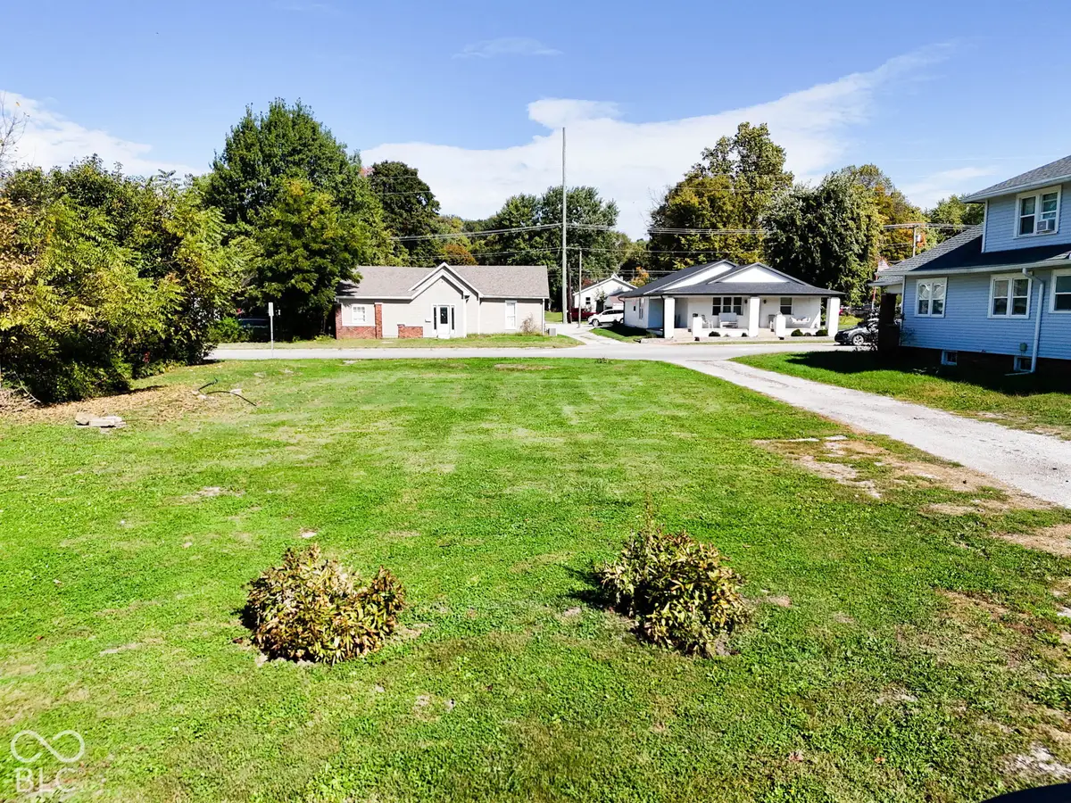 939 E Morgan Street, Martinsville, IN 46151 - #1