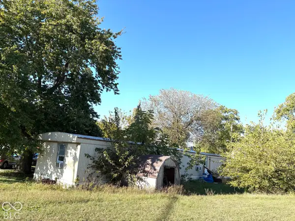 108 N 3rd Street, New Market, IN 47965