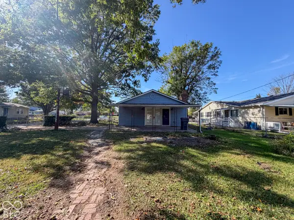 7402 Oak Avenue, Indianapolis, IN 46219