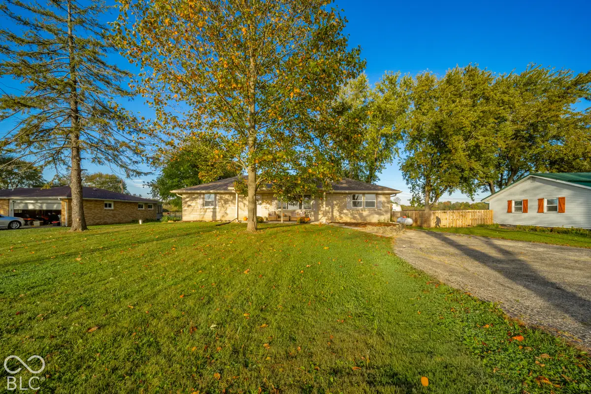 8401 S Center Road, Muncie, IN 47302 - #1