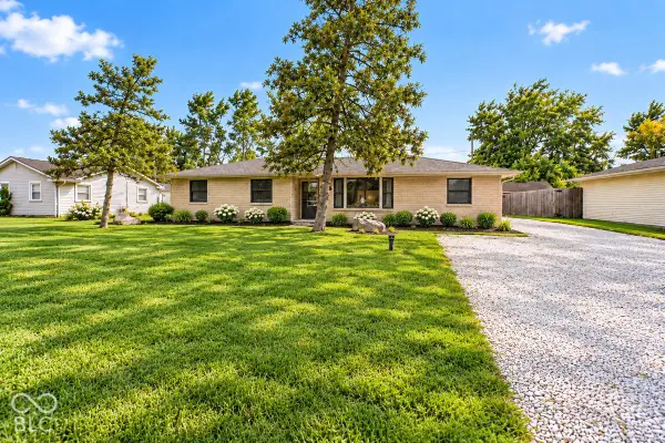 10194 Edgewood Road, Brownsburg, IN 46112