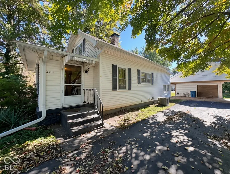 3211 Harrison Avenue, Terre Haute, IN 47803 - #3