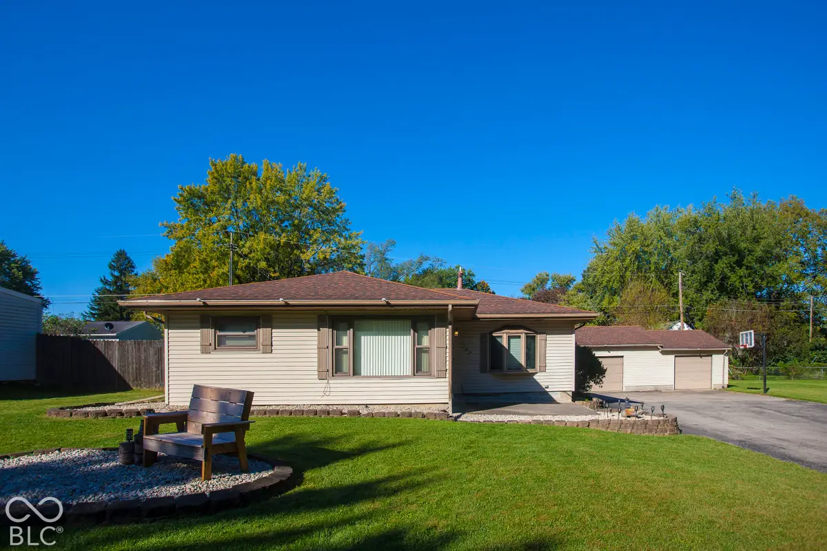 1107 S Fullhart Drive, Muncie, IN 47302 - #1