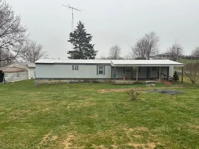 3553 E Springersville Rd, Connersville, IN 47331 - Image #1