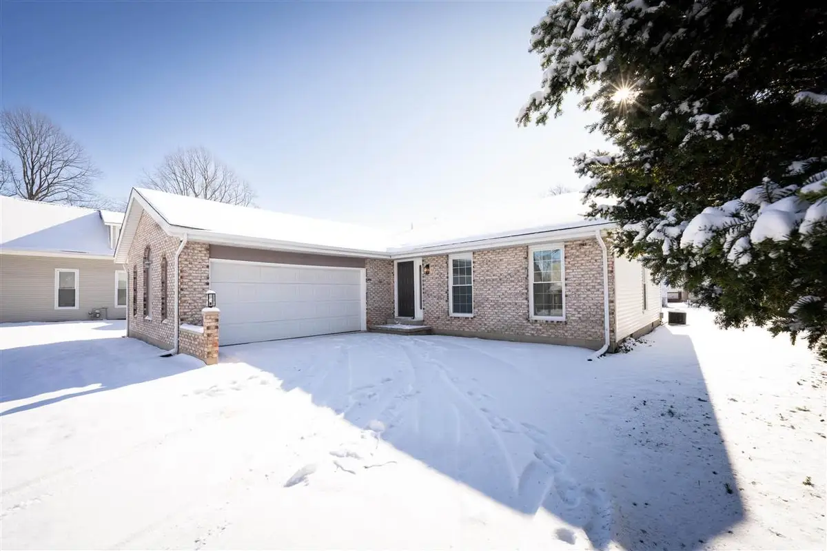209 E Walnut Street, Centerville, IN 47330 - Image #1