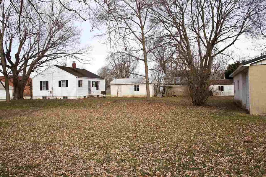 8459 PLEASANT ST, Williamsburg, IN 47393 - Image #3