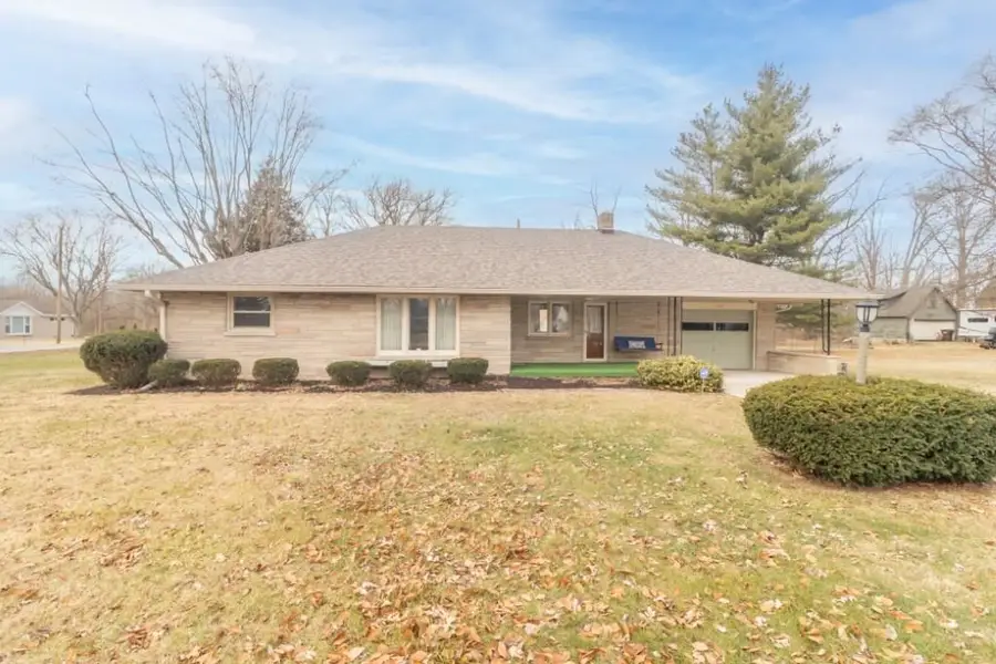 209 S Jefferson St, Sulphur Springs, IN 47388 - Image #2