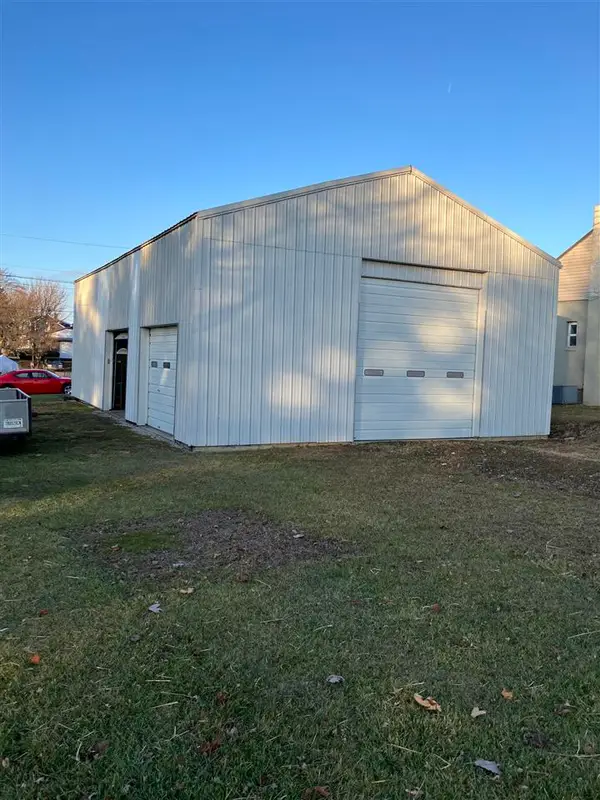 1322 W Hickory St., Union City, IN 