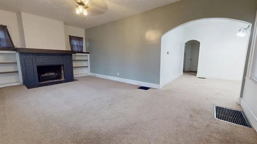 310 W 3rd St, Connersville, IN 47331 - Image #3