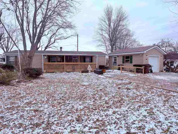 103 E Graceland Heights Drive, Hagerstown, IN 47346