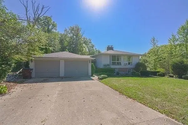 710 W PARKWAY DRIVE, Cambridge City, IN 47327