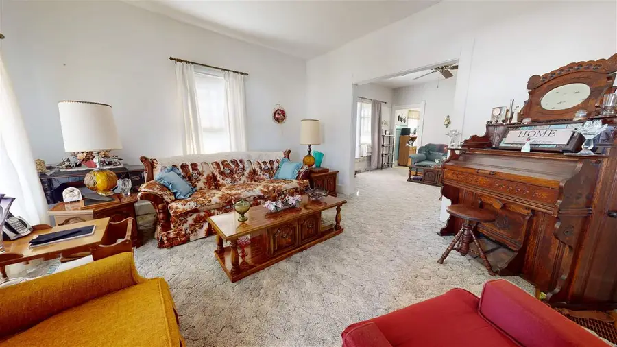 1209 W 10th St, Connersville, IN 47331 - Image #2