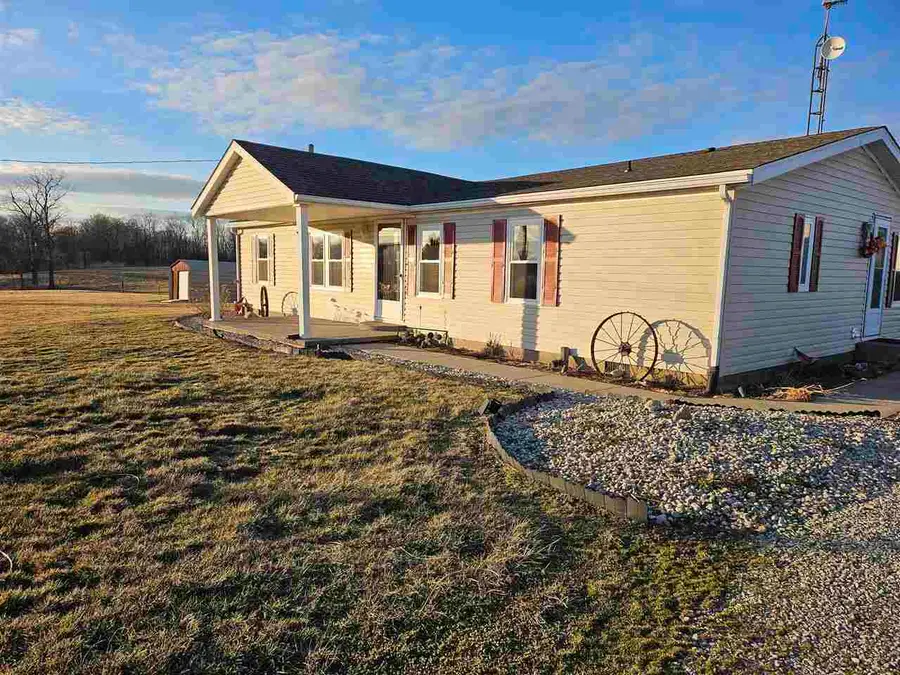 518 W Mitchell, Liberty, IN 47353 - Image #2