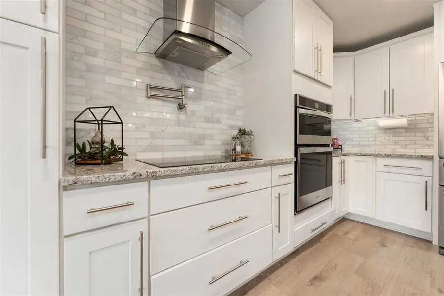 2810 Honeysuckle Lane, Richmond, IN 47374 - #3