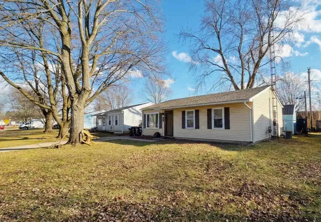 403 Beech Ave, Centerville, IN 47330 - #1