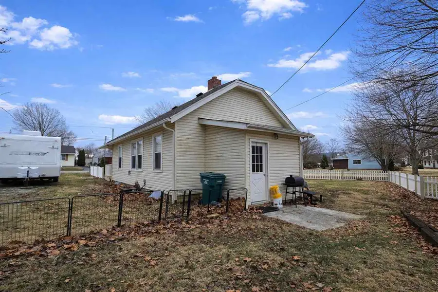 706 Indiana Ave, Richmond, IN 47374 - #2