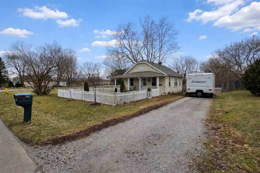 706 Indiana Ave, Richmond, IN 47374 - #3