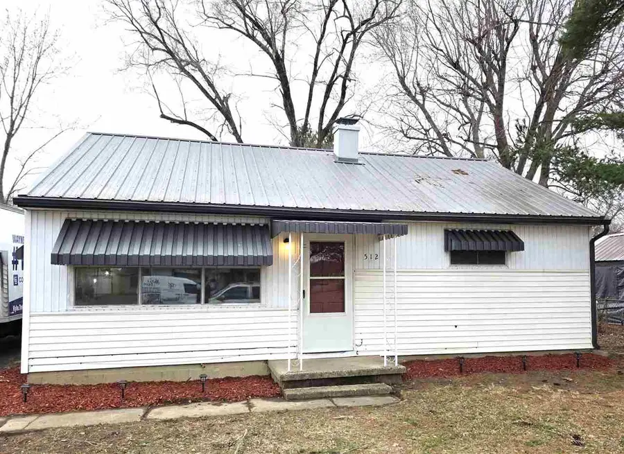 512 W SYCAMORE STREET, Centerville, IN 47330 - #2