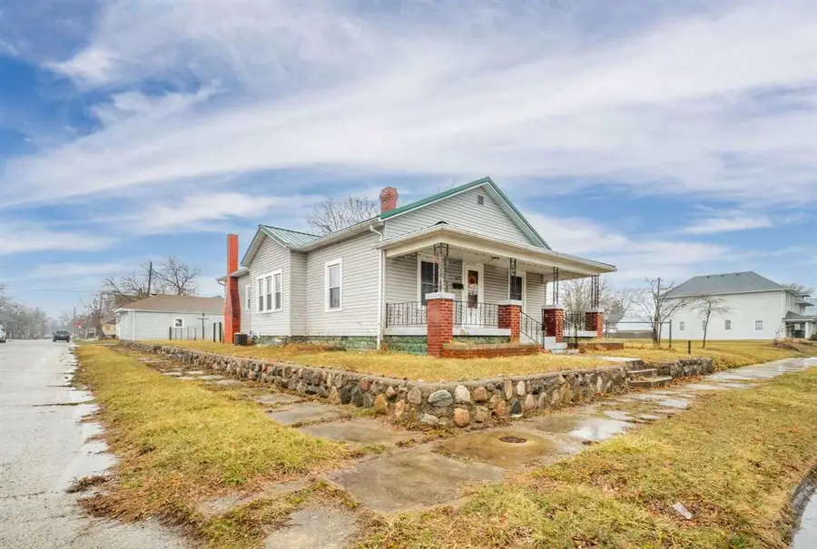 1425 S 19th St, New Castle, IN 47362 - #2