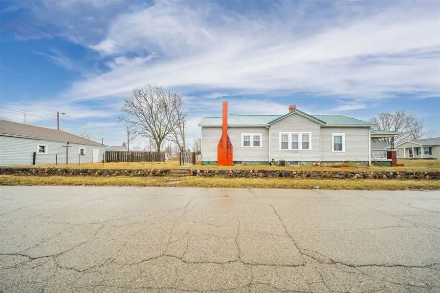 1425 S 19th St, New Castle, IN 47362 - #3