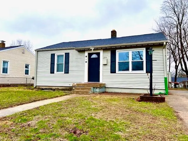 2816 Ohio Ave, Connersville, IN 47331 - #1
