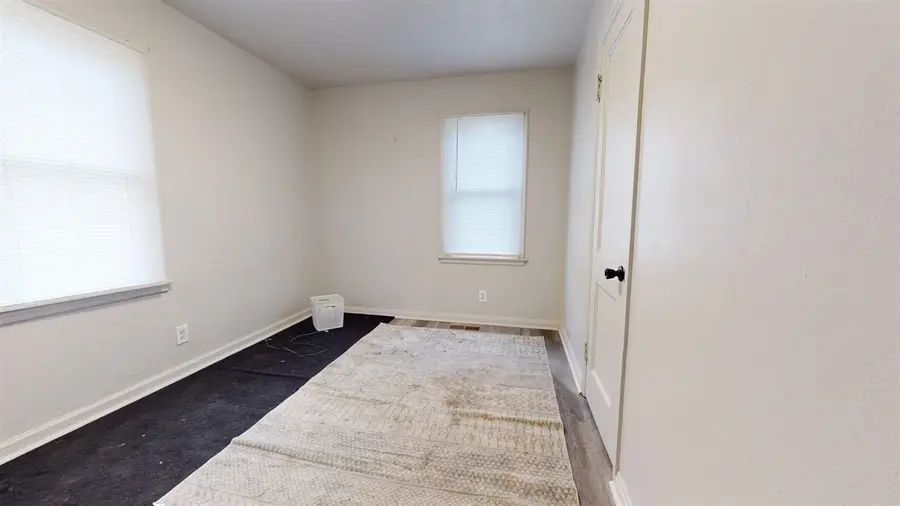 2816 Ohio Ave, Connersville, IN 47331 - #3