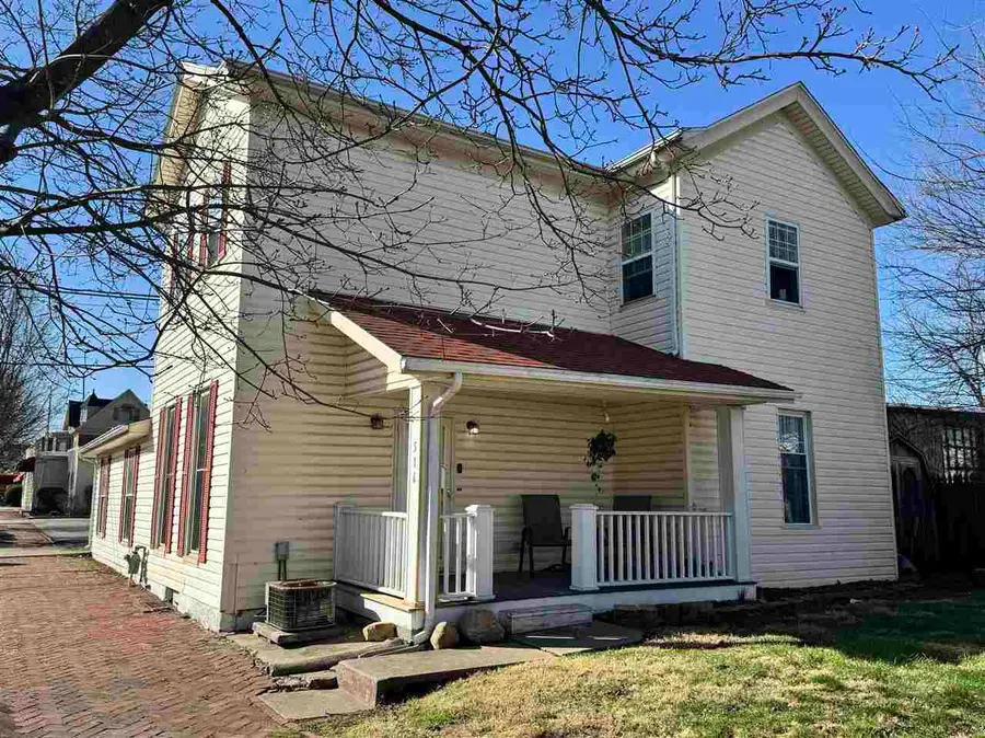 516 S B Street, Richmond, IN 47374 - #2