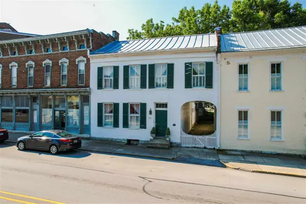 119 W MAIN STREET, Centerville, IN 47330